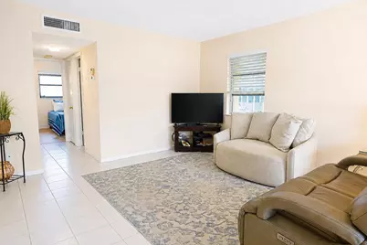 632 Snug Harbor Drive #D18, Boynton Beach, FL 33435 - Photo 4