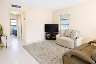 632 Snug Harbor Dr, Boynton Beach, FL 33435 - Photo 4