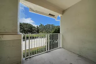 1054 University Blvd, Jupiter, FL 33458 - Photo 6