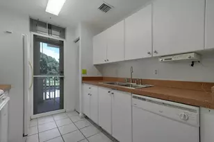 1054 University Blvd, Jupiter, FL 33458 - Photo 14