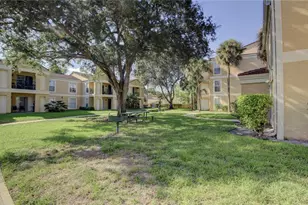 833 Riverside Dr, Coral Springs, FL 33071 - Photo 30