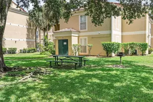 833 Riverside Dr, Coral Springs, FL 33071 - Photo 32