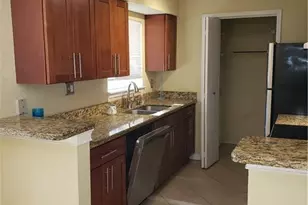833 Riverside Dr, Coral Springs, FL 33071 - Photo 6