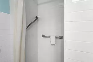215 Phipps Plaza, Palm Beach, FL 33480 - Photo 12