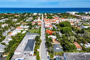 215 Phipps Plaza, Palm Beach, FL 33480 - Photo 20