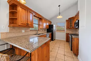 232 Maplecrest Cir, Jupiter, FL 33458 - Photo 4
