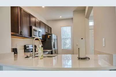 6249 Fairmont Lane, Palmetto, FL 34221 - Photo 8