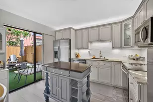 3202 Meridian Way N, Palm Beach Gardens, FL 33410 - Photo 4