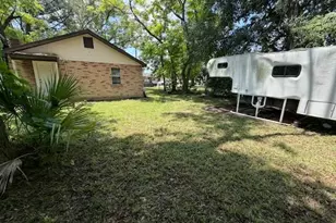 1751 W 20th St, Jacksonville, FL 32209 - Photo 16