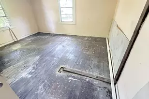 1751 W 20th St, Jacksonville, FL 32209 - Photo 12