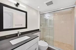 777 Bayshore Dr, Fort Lauderdale, FL 33304 - Photo 30