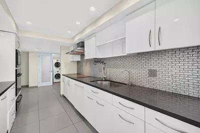 777 Bayshore Drive #701, Fort Lauderdale, FL 33304 - Photo 12