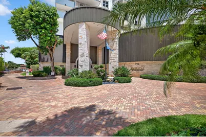 777 Bayshore Drive #701, Fort Lauderdale, FL 33304 - Photo 2