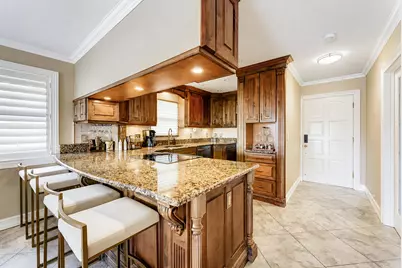 326 Northlake Drive #201, North Palm Beach, FL 33408 - Photo 4