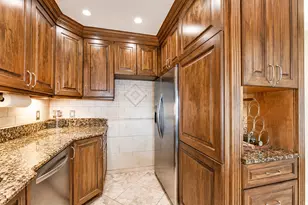 326 Northlake Dr, North Palm Beach, FL 33408 - Photo 8