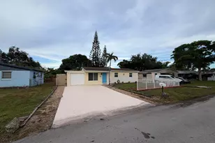 4852 SW 44th Terrace, Dania Beach, FL 33314 - Photo 2
