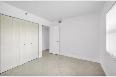 9235 SW 8th Street #405, Boca Raton, FL 33428 - Photo 12