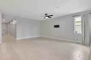8606 Dahlia Cir, Port Saint Lucie, FL 34986 - Photo 2