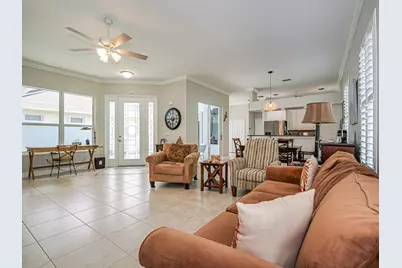 3258 Lakeshore Drive, Fort Pierce, FL 34949 - Photo 10