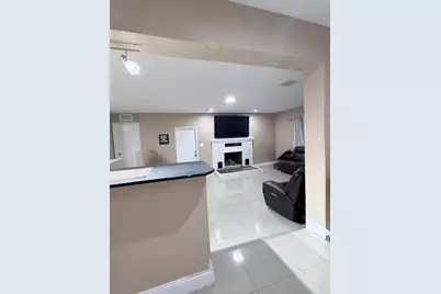 2000 SW 95th Terrace, Miramar, FL 33025 - Photo 4