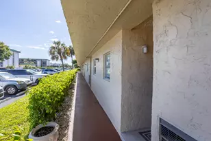700 SE 6th Ave, Deerfield Beach, FL 33441 - Photo 2
