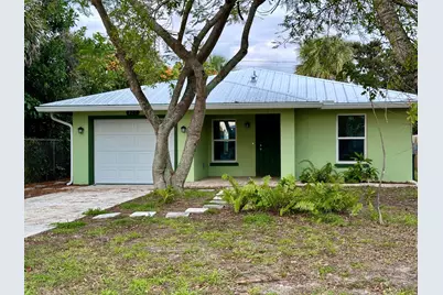 827 SE 6th Street, Stuart, FL 34994 - Photo 1