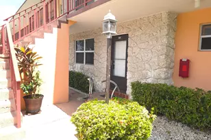 105 Oxford 100, West Palm Beach, FL 33417 - Photo 34