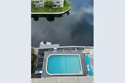 437 Golden Isles Drive #14 j, Hallandale Beach, FL 33009 - Photo 4