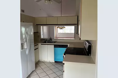 7641 Tahiti Lane #205, Lake Worth, FL 33467 - Photo 14