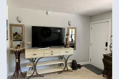 1901 N Andrews Avenue #111, Wilton Manors, FL 33311 - Photo 4