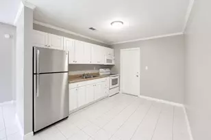 731 NW 1st Ave, Fort Lauderdale, FL 33311 - Photo 2
