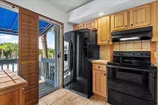 1481 NE 14th Ct, Jensen Beach, FL 34957 - Photo 8