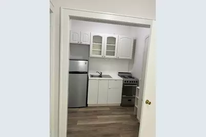 102 Menores Avenue #7, Coral Gables, FL 33134 - Photo 2