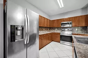 603 W Santa Catalina Cir, North Lauderdale, FL 33068 - Photo 12