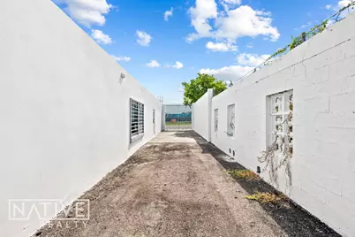 225 N Dixie Highway, Hallandale Beach, FL 33009 - Photo 34