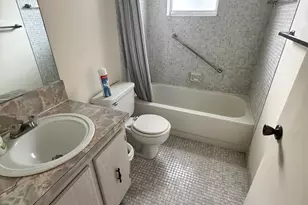 32 Normandy A, Delray Beach, FL 33484 - Photo 10