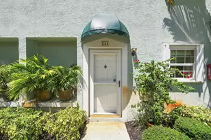 211 Waterside Dr, Hypoluxo, FL 33462 - Photo 2