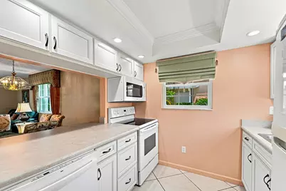 211 Waterside Drive, Hypoluxo, FL 33462 - Photo 10