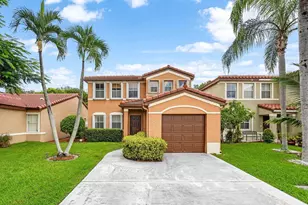 4303 NW 1st Dr, Deerfield Beach, FL 33442 - Photo 2