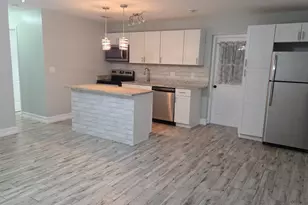 3643 Betty Ann Ct W, West Palm Beach, FL 33403 - Photo 10