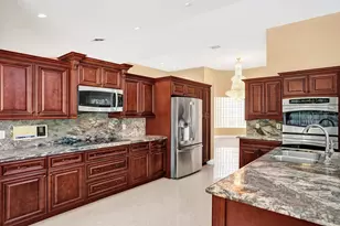 10255 Guatemala St, Cooper City, FL 33026 - Photo 14