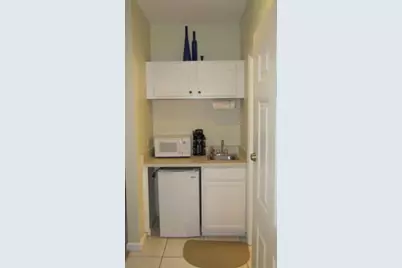 8364 Mulligan Circle, Port Saint Lucie, FL 34986 - Photo 6