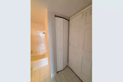 2640 S University Drive #305, Davie, FL 33328 - Photo 16