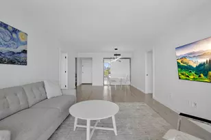 3701 N Country Club Dr, Aventura, FL 33180 - Photo 12