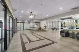 3701 N Country Club Dr, Aventura, FL 33180 - Photo 28