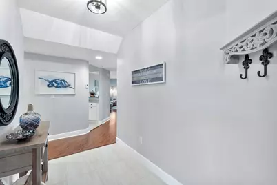 800 Uno Lago Drive #204, Juno Beach, FL 33408 - Photo 4