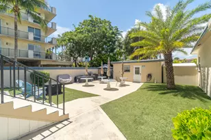 1960 NE 1st St, Deerfield Beach, FL 33441 - Photo 14