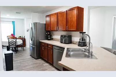 1921 SE Joyner Circle, Port Saint Lucie, FL 34952 - Photo 8
