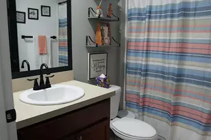 1921 SE Joyner Cir, Port Saint Lucie, FL 34952 - Photo 16