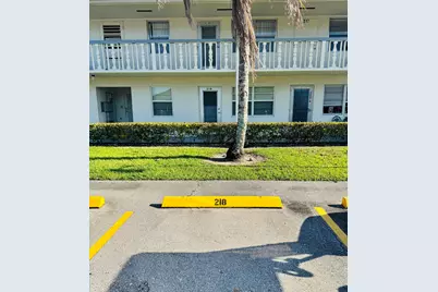 218 Kent M #M, West Palm Beach, FL 33417 - Photo 4